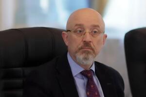 Большая война России с Украиной ввергнет в кризис всю Европу, считает Резников