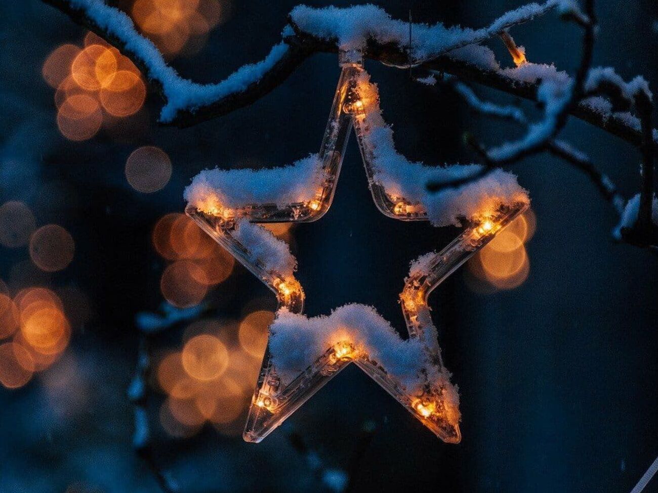 "Щедрик" исполнили в ТРЦ Харькова