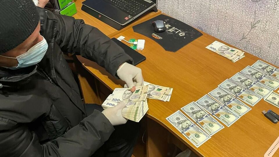 С августа 2020 года по октябрь 2021-го группа обманула 11 человек