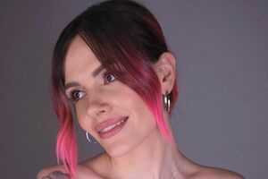 MamaRika рассказала, что носит белье, которое "не травмирует и круто держат сисяо"