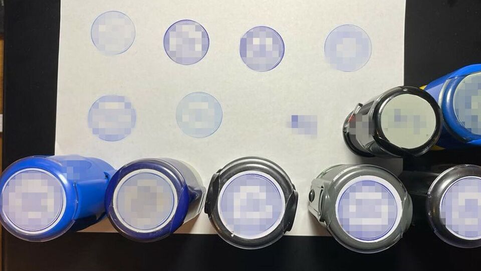 Во время обысков изъяли печати и документацию фиктивных фирм