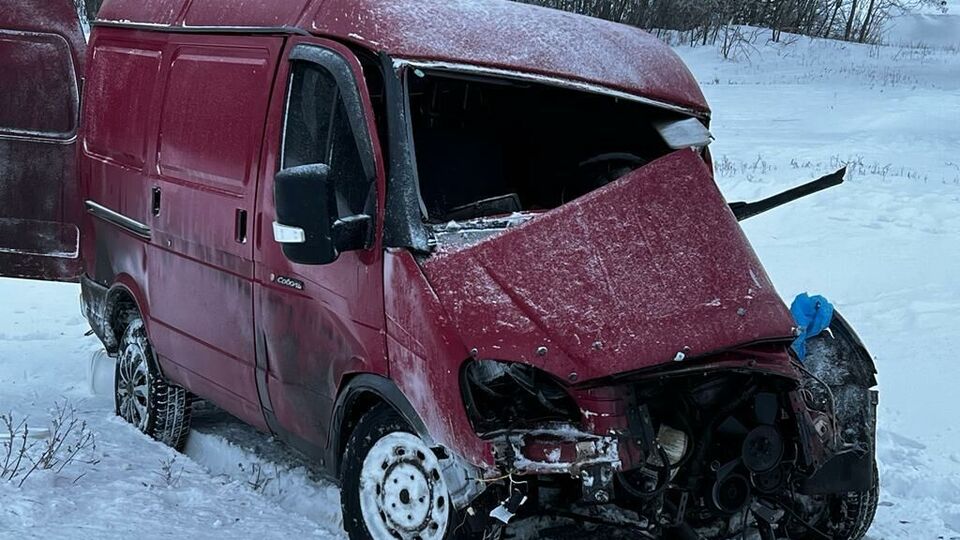 От полученных травм 39-летний водитель "Газели" погиб на месте