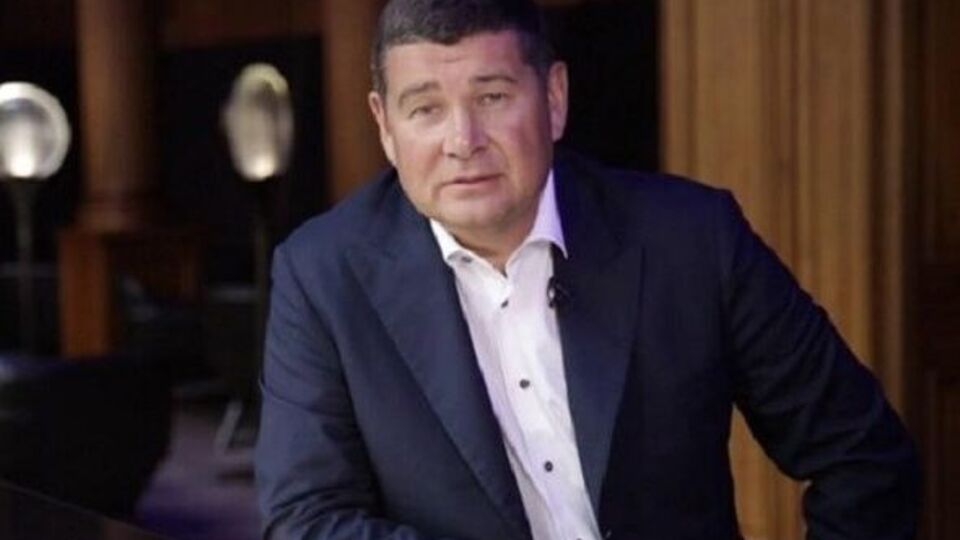 17 октября Онищенко сообщил, что получил российское гражданство