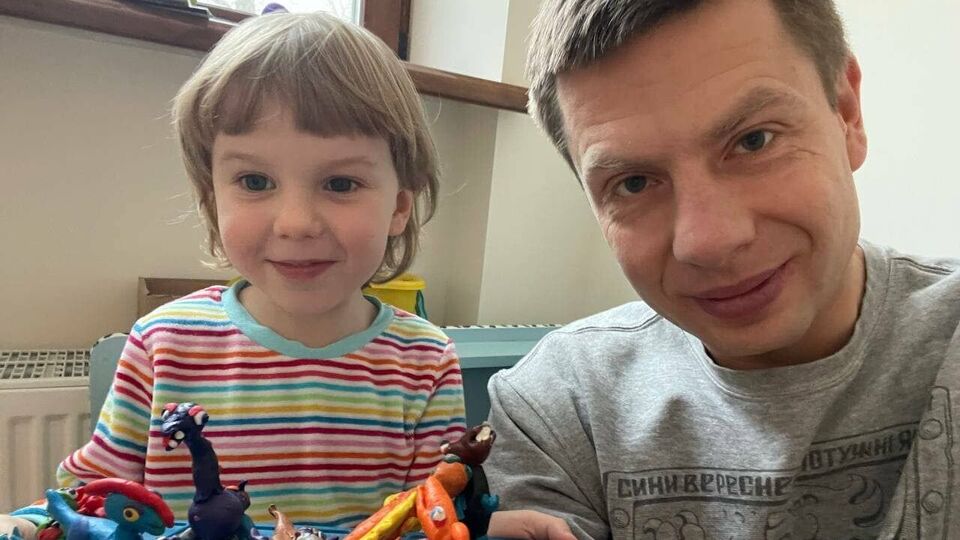 Гончаренко: Специально для вас – праздничный кавер от Кирюши