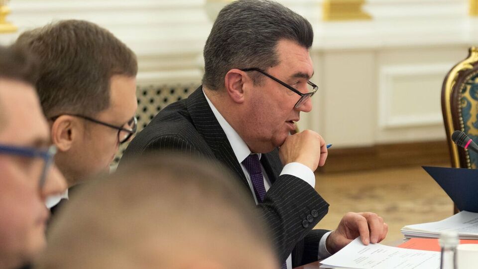 Россия "упорно работает" над внутренней дестабилизацией в Украине, отметил Данилов