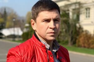 Левченко – особиста помічниця Зеленського, зазначив Подоляк (на фото)