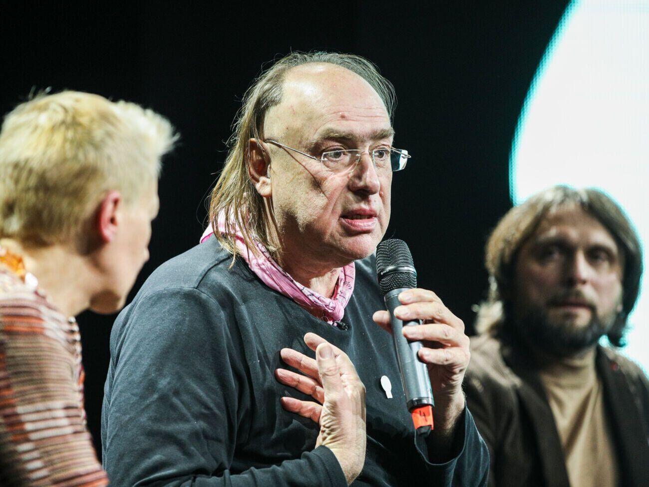 Андрий Жолдак: Я должен прийти к вам, чтобы взбить сметану, а то вы немного булькаете