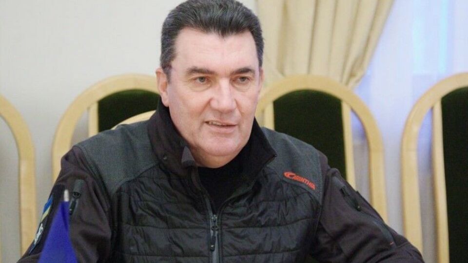 Одна із цілей купівлі акцій "Мотор Січі" – спроба забрати українські технології, заявив Данілов