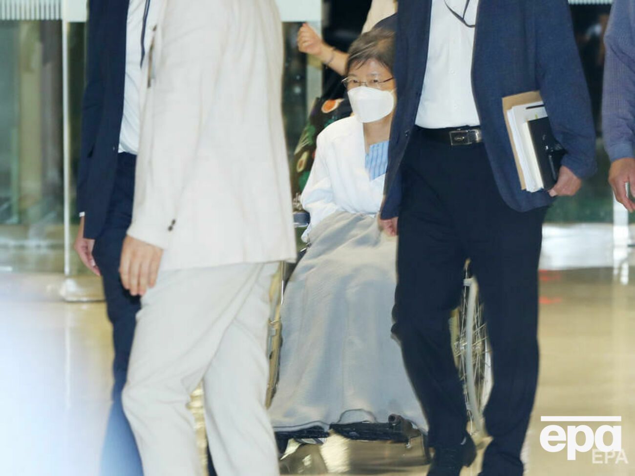 Пак Кын Хе провела в заключении пять лет из 22