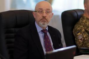Резников считает, что иностранных военных в Украине следует держать на виду у россиян