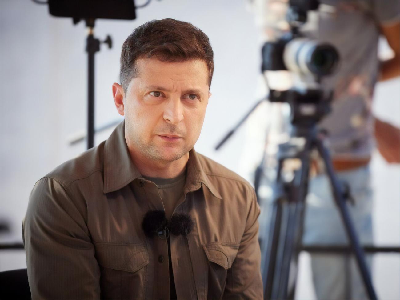 Зеленский поблагодарил воинов и ветеранов ВСУ за службу