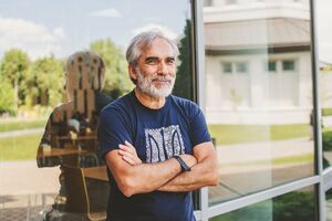 Приход к власти Зеленского и его команды Грицак называет "молодежной революцией", которая стала фальстартом