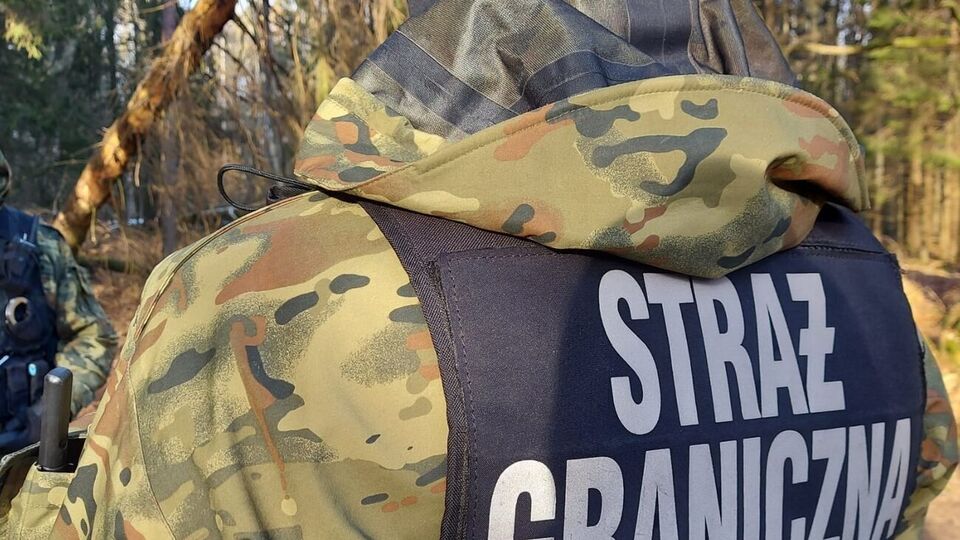Польские пограничники 5 декабря зарегистрировали 35 попыток незаконного пересечения границы мигрантами со стороны Беларуси