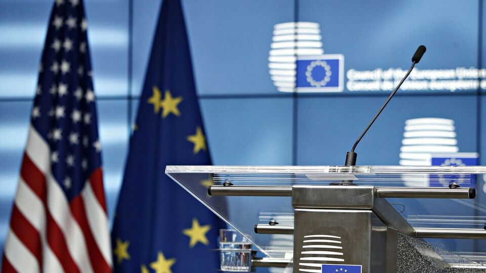 У Євросоюзі наголосили, що дуже серйозно ставляться до питання нарощування російської військової сили навколо України