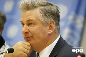 21 октября стало известно, что Болдуин случайно убил одного и ранил второго члена съемочной группы