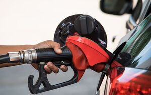 Все "проблемные" сети АЗС торгуют топливом по минимальным ценам, пишет enkorr