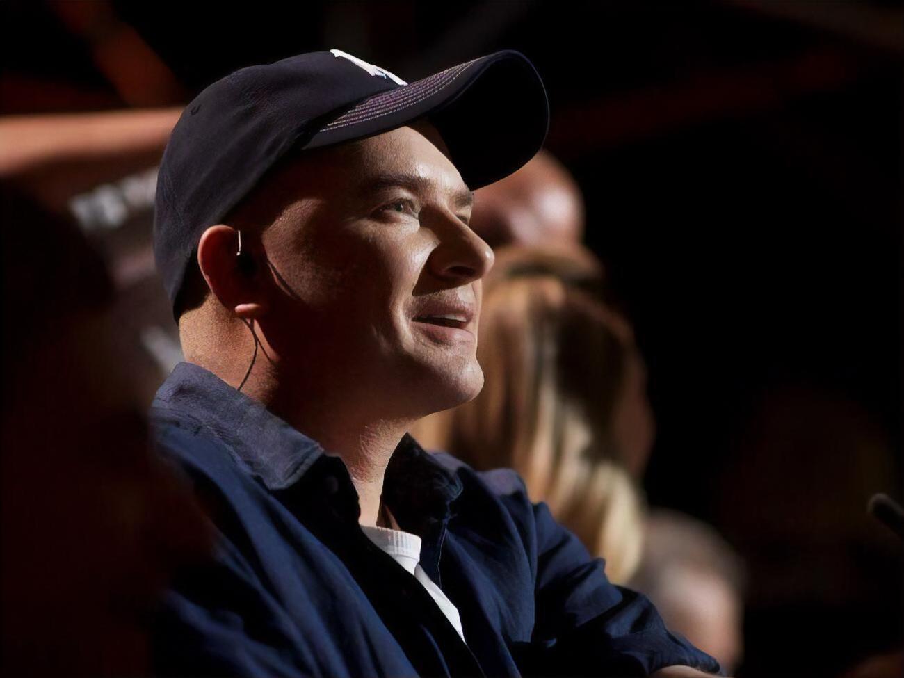 Данилко обрел широкую известность в 1990-х годах после того, как начал выступать в образе проводницы Верки Сердючки