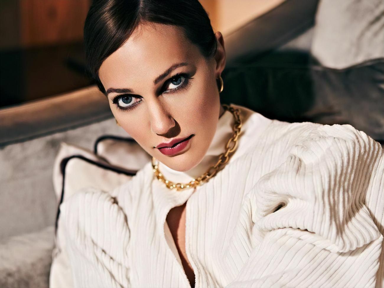 38-річна Мер'єм Узерлі оприлюднила свою нову фотосесію з Лондона