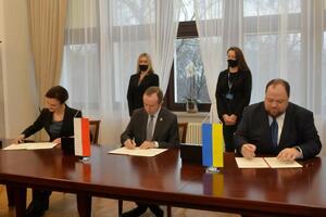 Чмилите-Нильсен, Гродзкий и Стефанчук подписали итоговый документ XI Межпарламентской ассамблеи