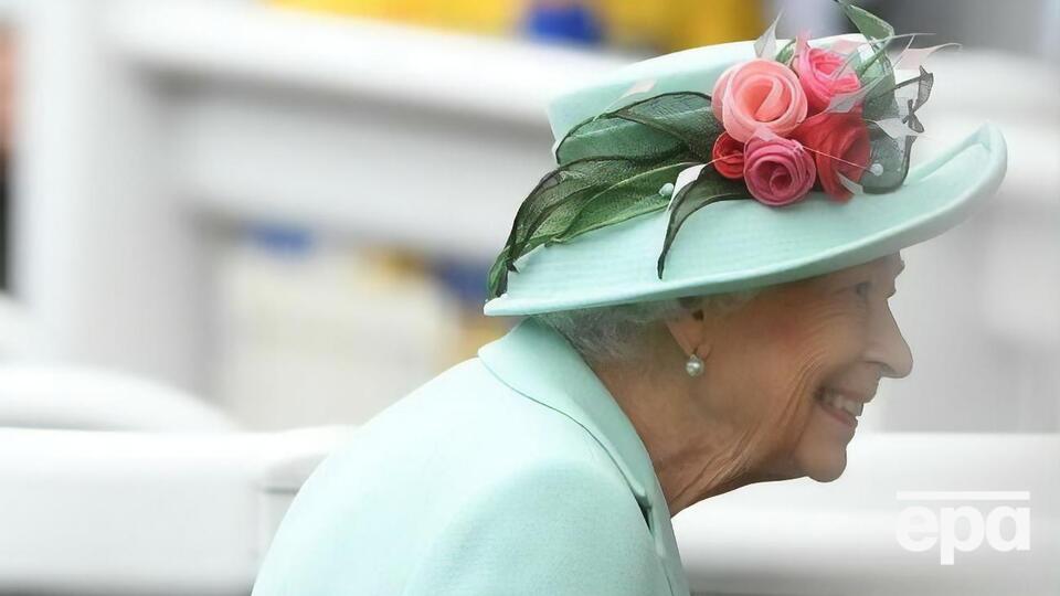 Елизавета II дважды была на выступлениях украинского ансамбля имени Вирского