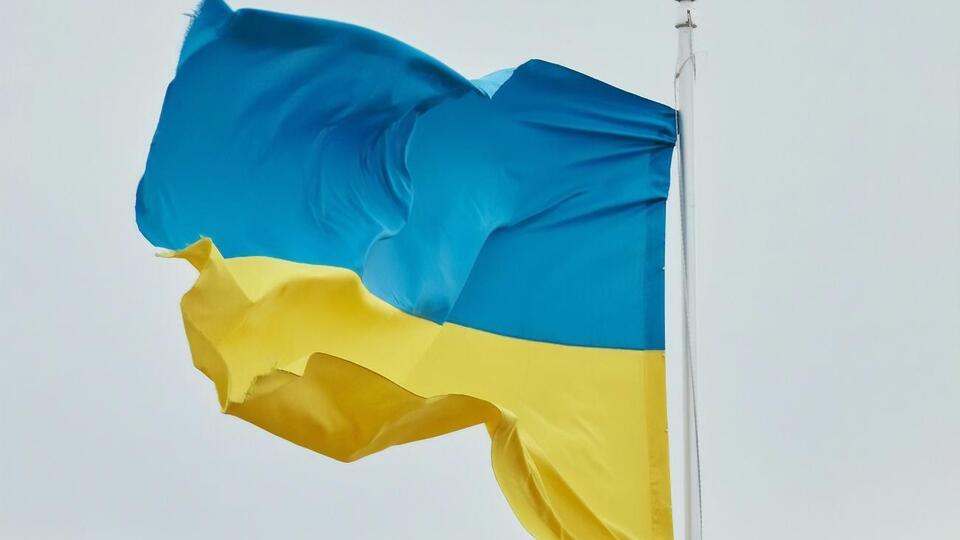 Подсудимого сочли виновным в надругательстве над государственным флагом