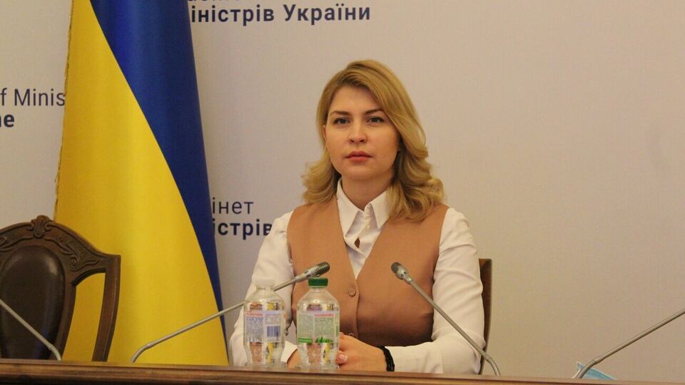 Стефанішина заявила, что у 2014 році світ побачив, як Київ протистоїть не лише воєнній агресії, а й дезінформації та пропаганді РФ