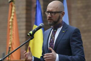 Яценюк (на фото): Путін розуміє лише мову сили