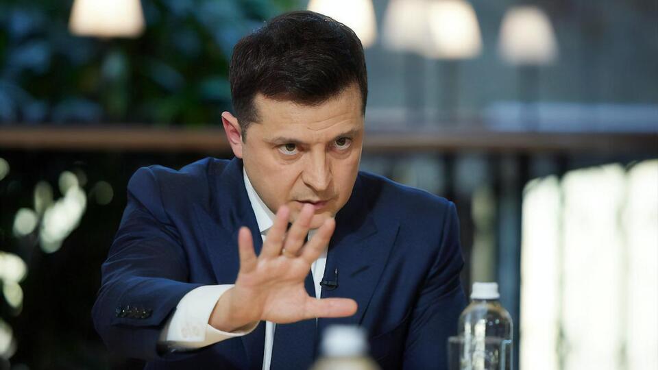 У некоторых олигархов в Украине даже есть карманные судьи и высшие государственные служащие, а многие имеют тесные связи с Кремлем, пишет в статье для The European Post политический обозреватель Питер Клэпп