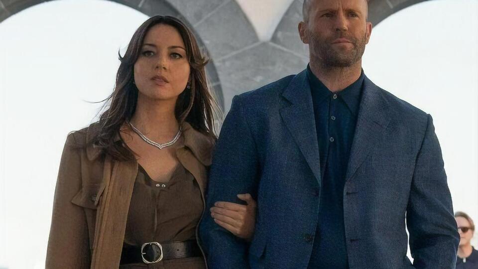 Стейтем и Плаза исполнили в фильме главные роли