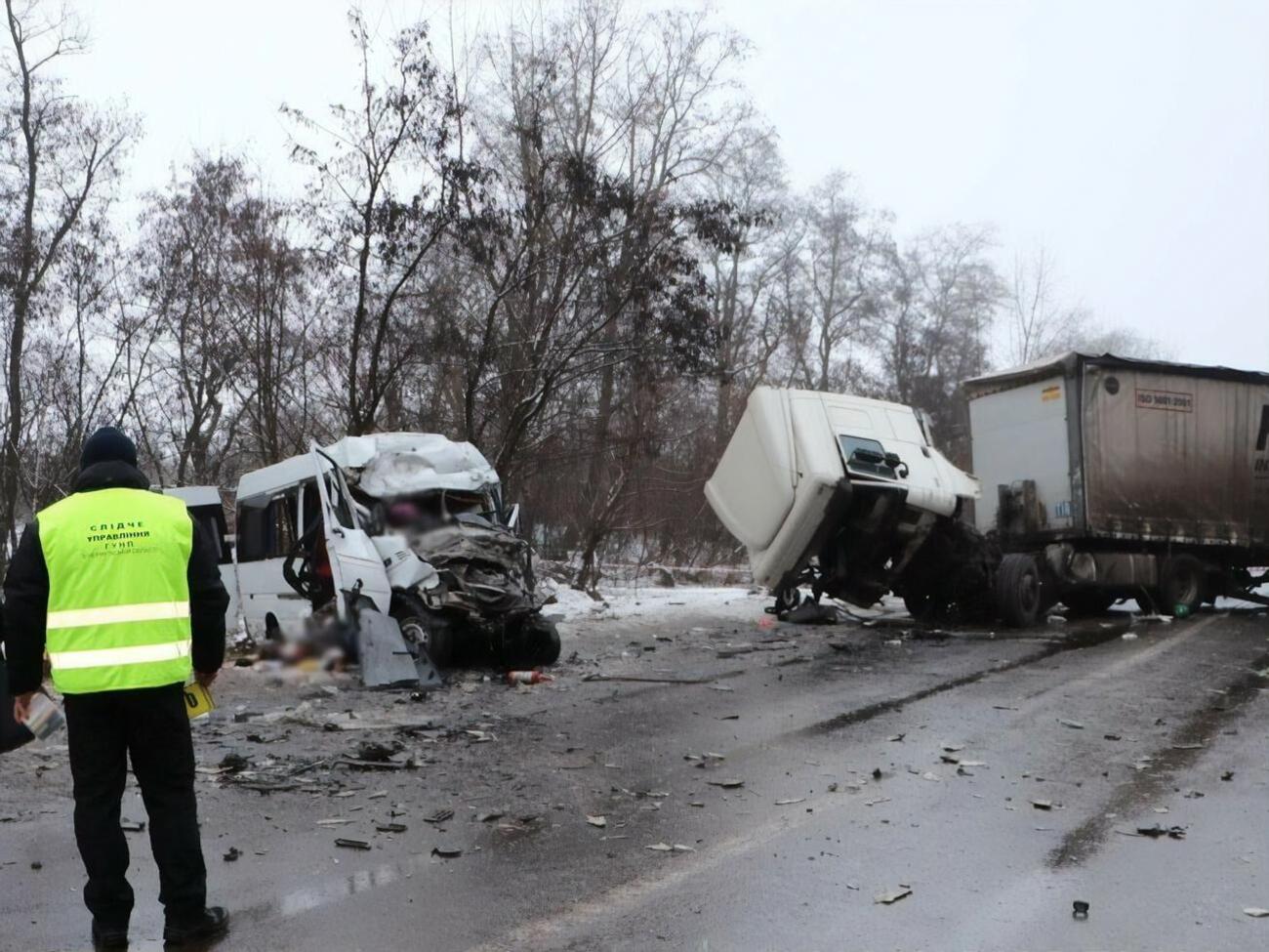 В результате ДТП погибло 13 человек