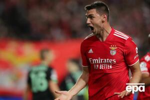 Счет в поединке на 16-й минуте открыл форвард сборной Украины Яремчук