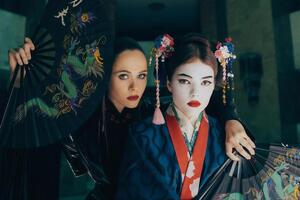 Главные роли в видео сыграли Санина и Чебан