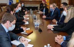 Венедіктова зазначила, що впродовж останнього року Україна екстрадувала до США стільки ж людей, скільки протягом попередніх чотирьох років