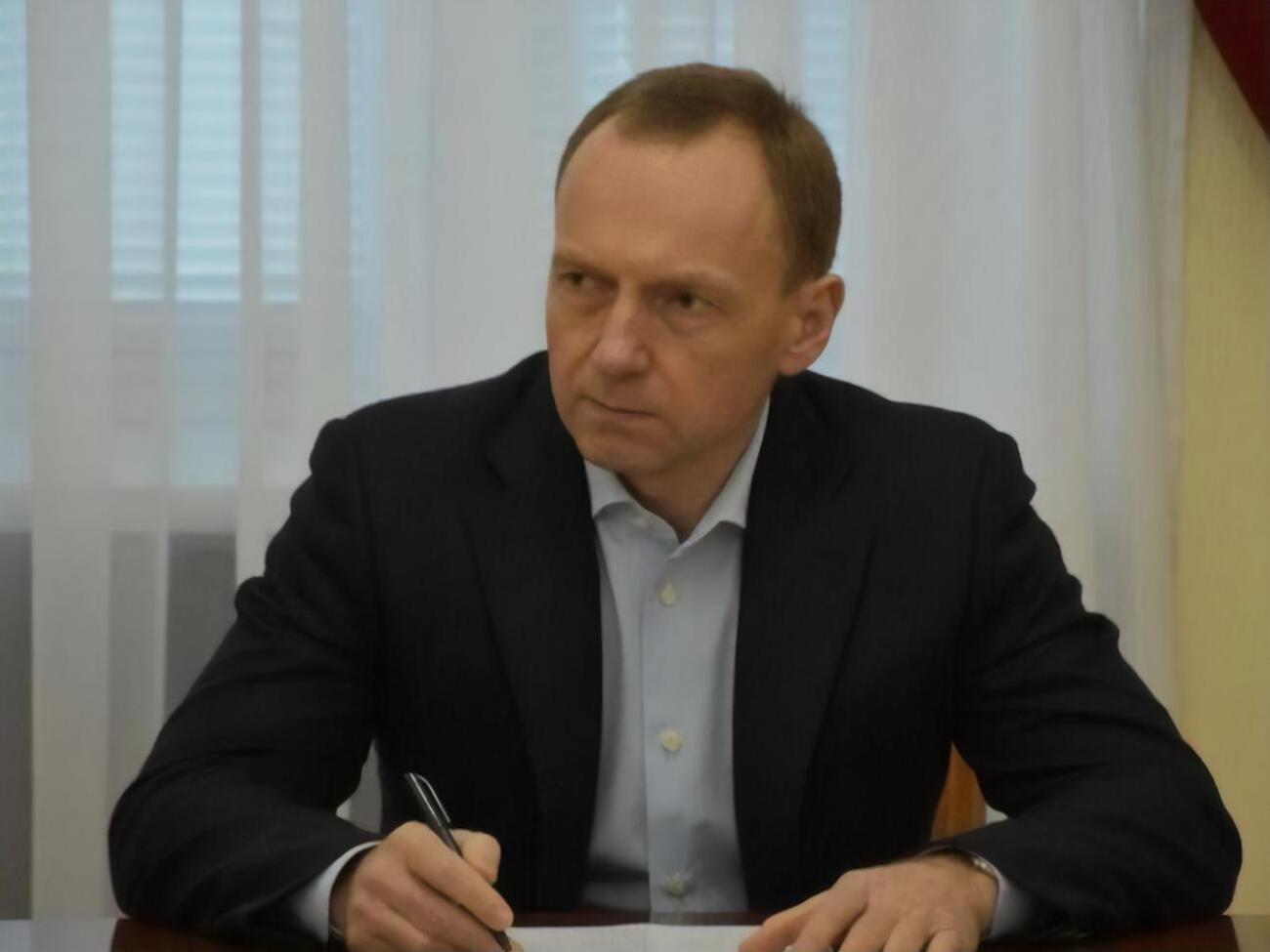 Атрошенко заявлял, что обыски в подразделениях Черниговской мэрии и на коммунальных предприятиях города считает политическим давлением