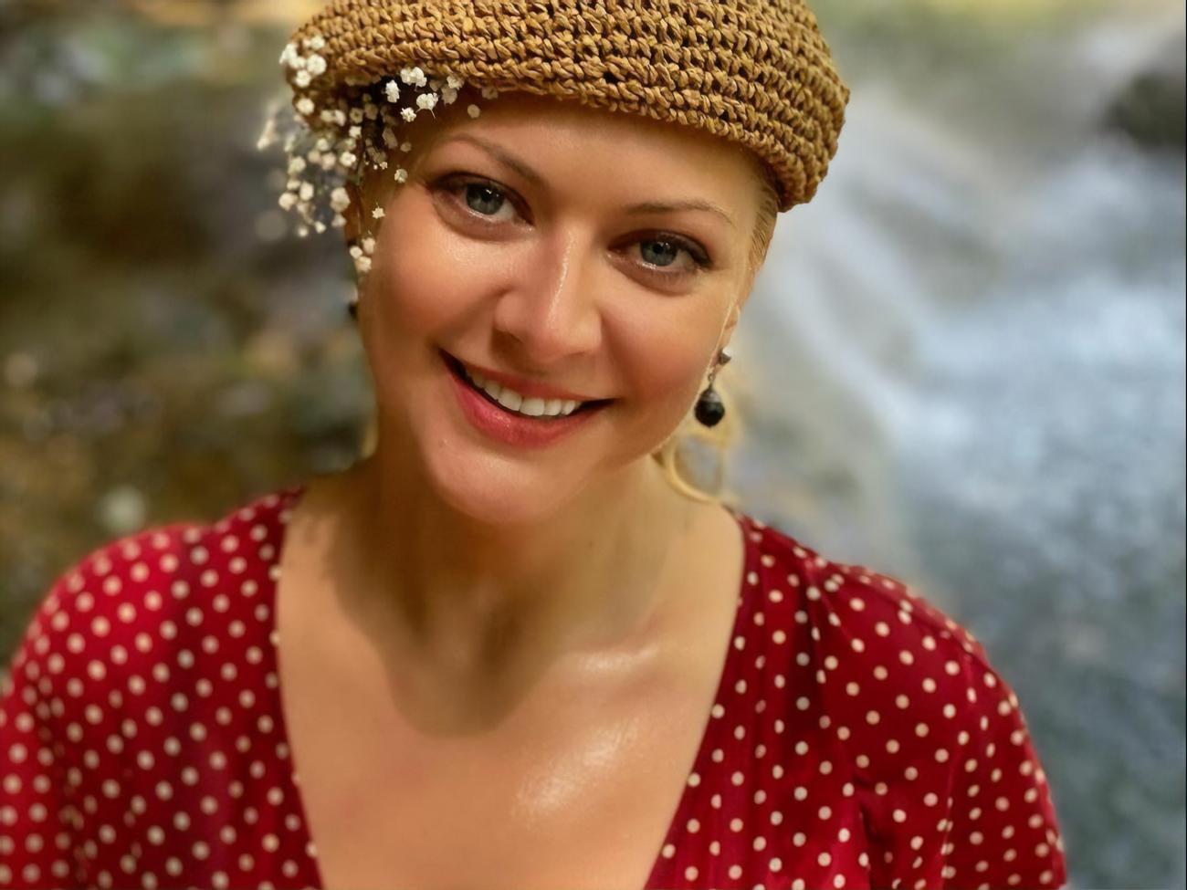 Литвинова: Я закрылась в связи с таким тяжелым для меня разводом