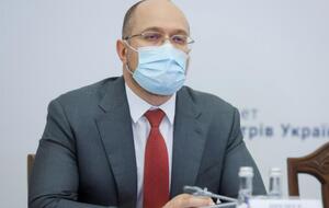 Шмигаль: Проєкт дозволить швидко проходити оформлення на кордоні, а транспортним засобам не простоювати по декілька днів