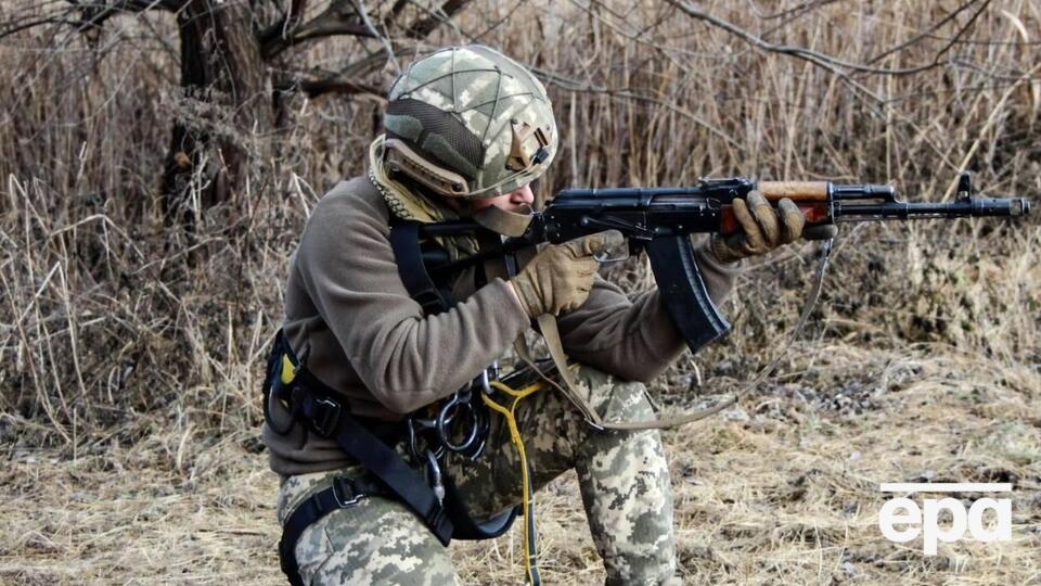 Щоб змусити противника припинити обстріли, українські захисники відкривали вогонь у відповідь, зазначили в штабі ООС