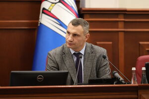 Віталій Кличко: Основні видатки бюджету столиці на 2022 рік, як і у попередні роки, складають видатки на соціально-культурну сферу. Їхня сукупна частка у структурі загального фонду складе понад 50%