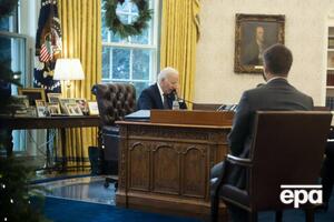 Вопрос членства в Альянсе зависит от Украины и членов НАТО, отметил Байден (слева)