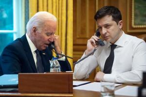 Байден и Зеленский пообщались по телефону