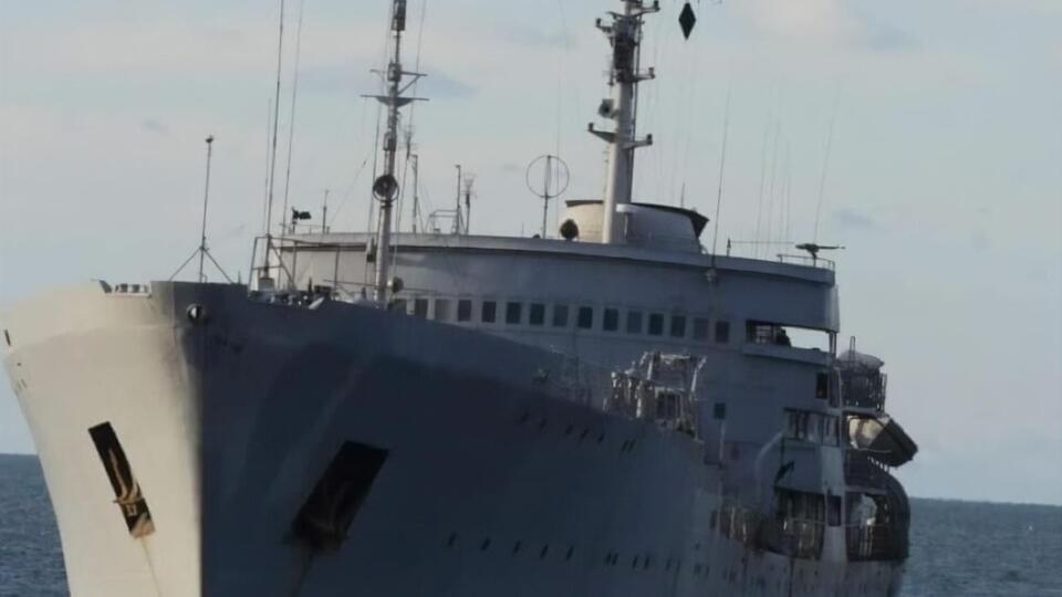 Судно "Донбас" не входило до чутливих зон, повідомили в ООС