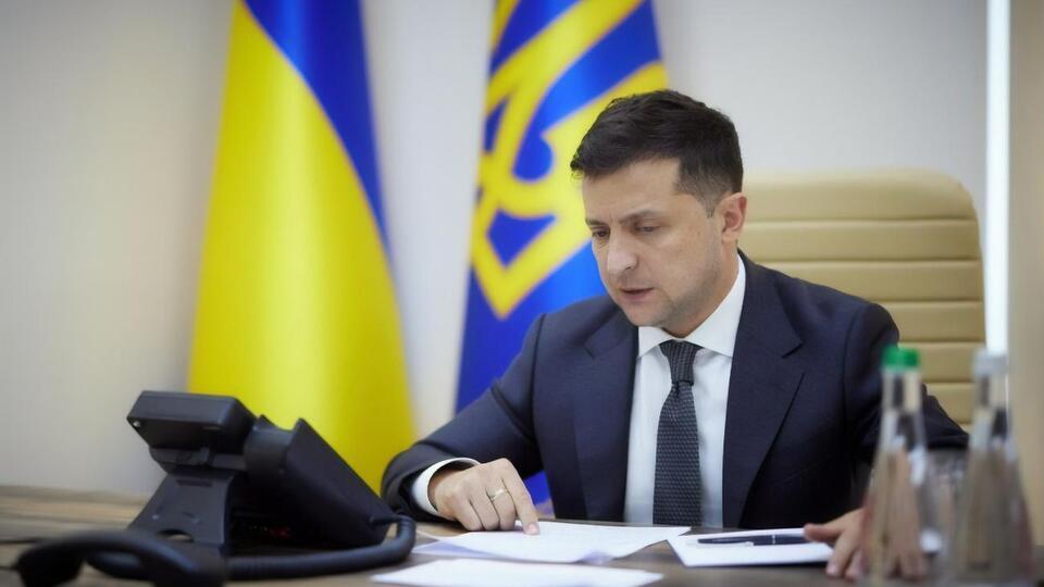 Зеленський (на фото) обговорив із Байденом "конкретні" кроки для посилення енергетичної стійкості України