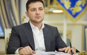Зеленский: Если бы я в 2014 году был президентом, мы бы там все умерли в Крыму, но "зеленых человечков" туда не пустили бы