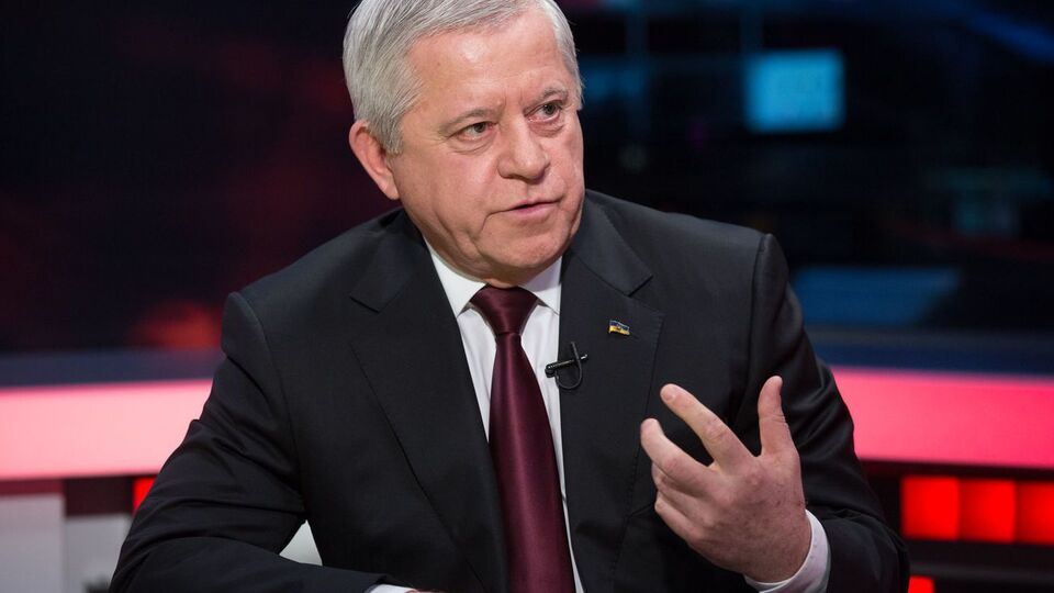 Анатолій Кінах: Мають бути стимули для інвесторів, щоб інвестувати в екологічно небезпечне виробництво