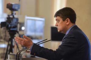 Разумков заявив, що проведення референдуму є дорогим і Україні є на що витратити ці кошти