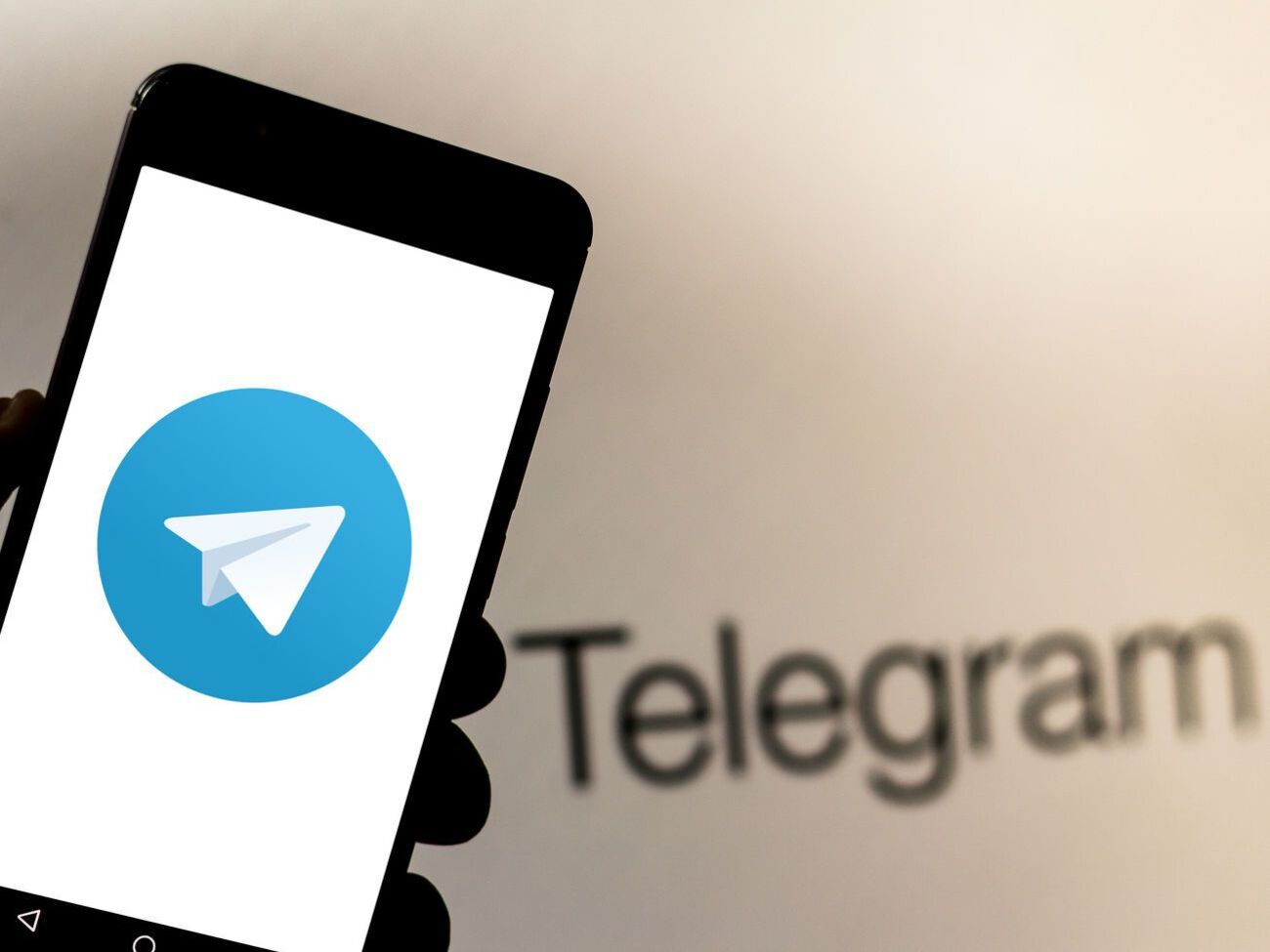 Telegram-каналы продолжают работать и публиковать посты политической тематики