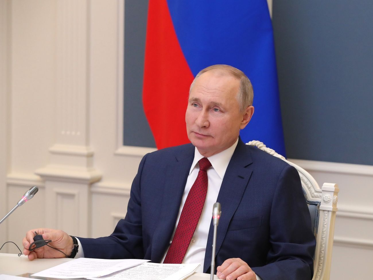 Путін (на фото) намагається домовитися з новою адміністрацією США, вважає Клімкін