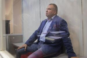 Гладковский требует компенсировать ему моральный ущерб в размере 2,4 млн грн