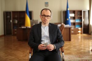 Новий український правопис можна буде перезатвердити рішенням Нацкомісії зі стандартів державної мови, написав Малюська