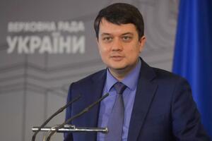 Навіть якщо вийде 15 осіб, у фракції "Слуга народу" буде 231 депутат, сказав Разумков